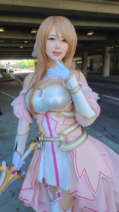 Twitterのコスプレ画像3