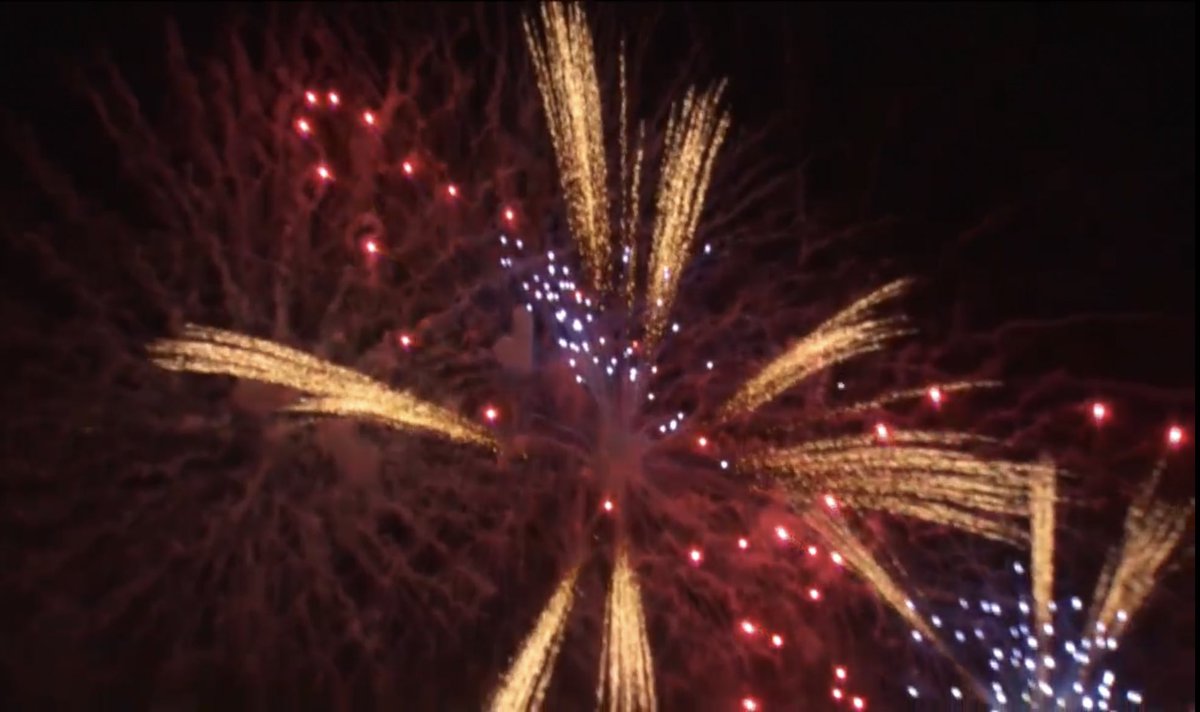 minhanseim's tweet photo. Fireworks from #redwhiteboom Columbus Ohio! https://t.co/l7AgZSVk9T
