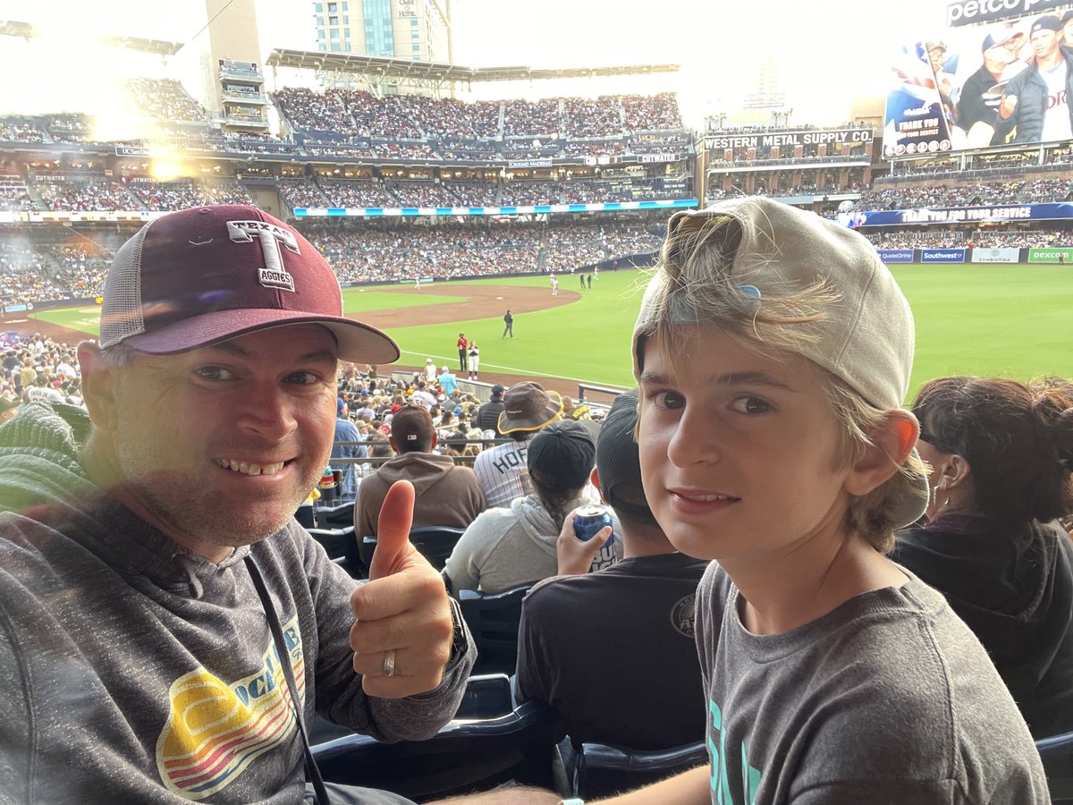 lunch_kdm's tweet photo. #bringthegold https://t.co/tUwM4RGjRd