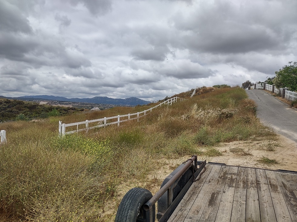 LandClearingPro's tweet photo. Abatement mowing on our client's vacant property in Temecula. Got weeds, brush or weed abatement notices? Call or Text (951) 329-8065 https://t.co/7Q6KqsZWAQ

#weedabatement #temecula #calfire #fireseason #fireseason2023 #mowing #tractorservices #murrieta #menifee #perris #hemet https://t.co/DQOEuw0pRb