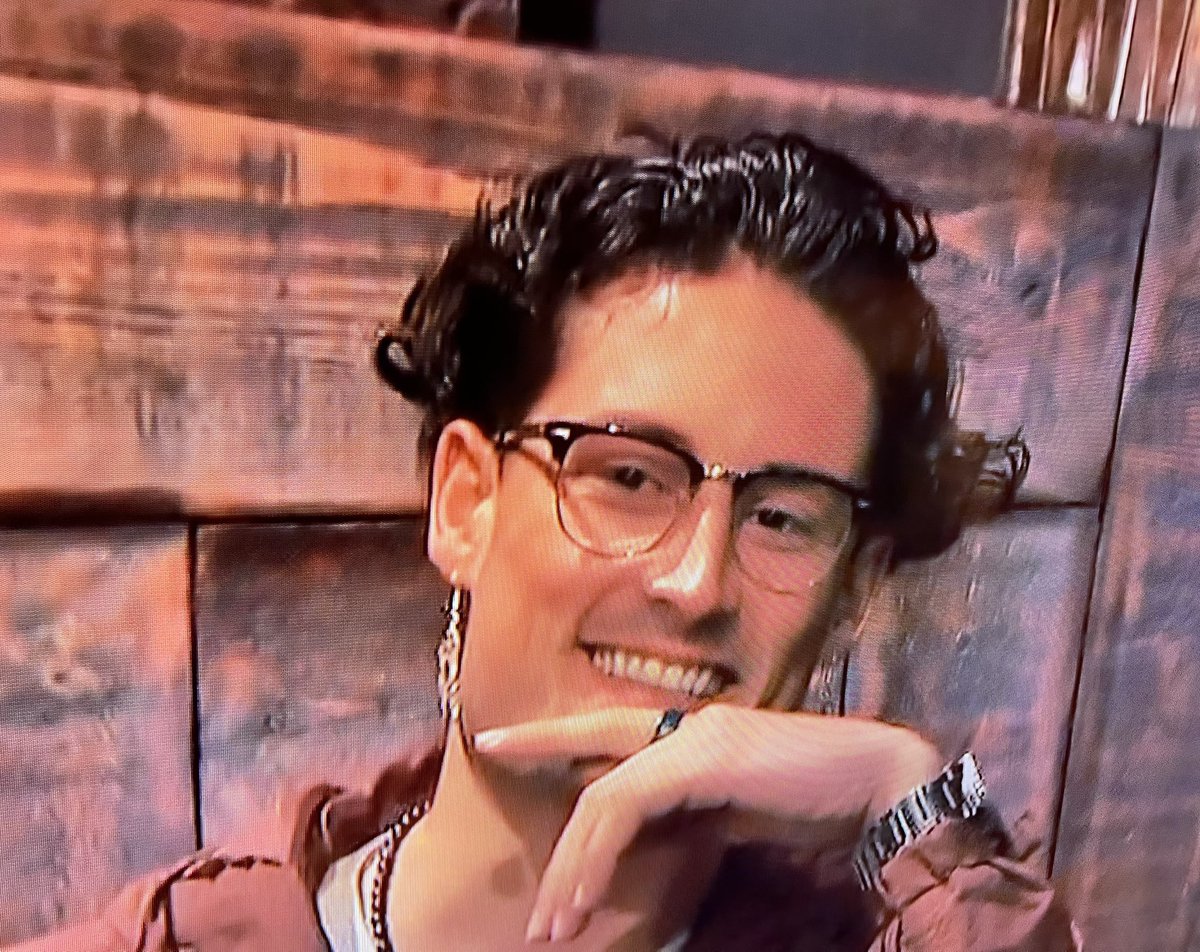 JNM_44's tweet photo. Brayden is giving Luke P vibes. Not good, he’s gotta go. #TheBachelorette #bachelorette https://t.co/pnwPMowCUU