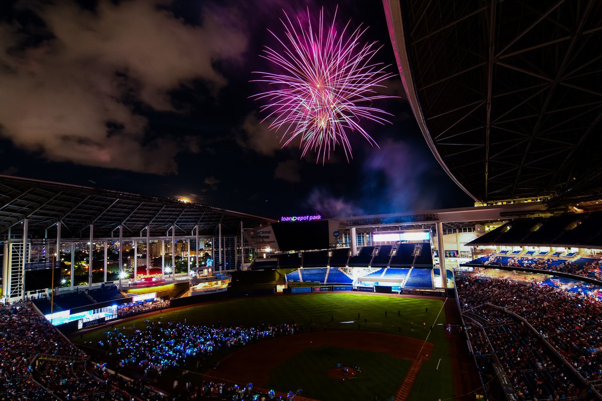 loanDepot park tweet media