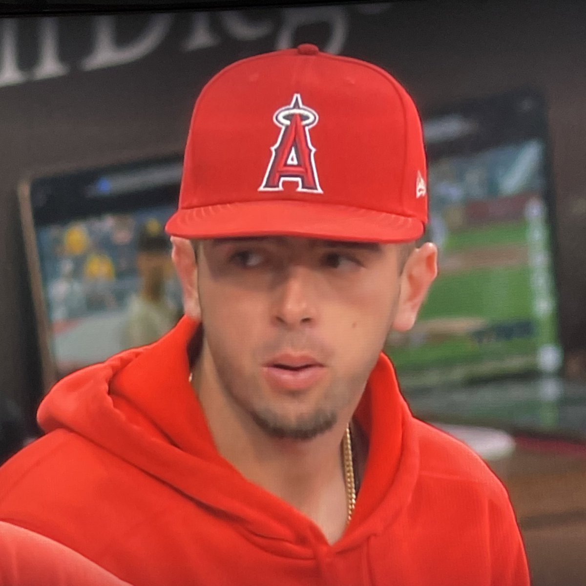 swillysports's tweet image. The glue