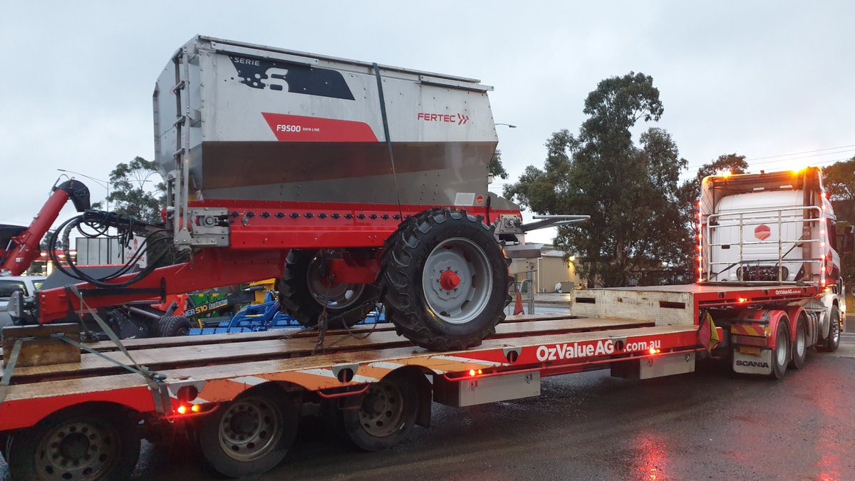 OzAG_Machinery's tweet photo. Plenty of machines hitting the road in the last week.
Chaser Bins, Spreaders, Tillage &amp; more...
Find the machine, to best suit you at https://t.co/TSmWcK7ybO
#werefarmerstoo #ozag #ozvalue #delivery #unverferth #chaserbin #fertec #spreader #ilgi #tillage #donder #rolmako #oftm https://t.co/esJPwwtWFg