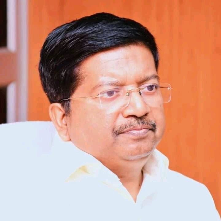 Behera124's tweet photo. ସାଧାରଣ ଲୋକଙ୍କ ଆଶା ଓ ବିଶ୍ୱାସର ମଣିଷ 🙏🙏
@AtanuMLA 
@Naveen_Odisha https://t.co/MDyCDfLUp7