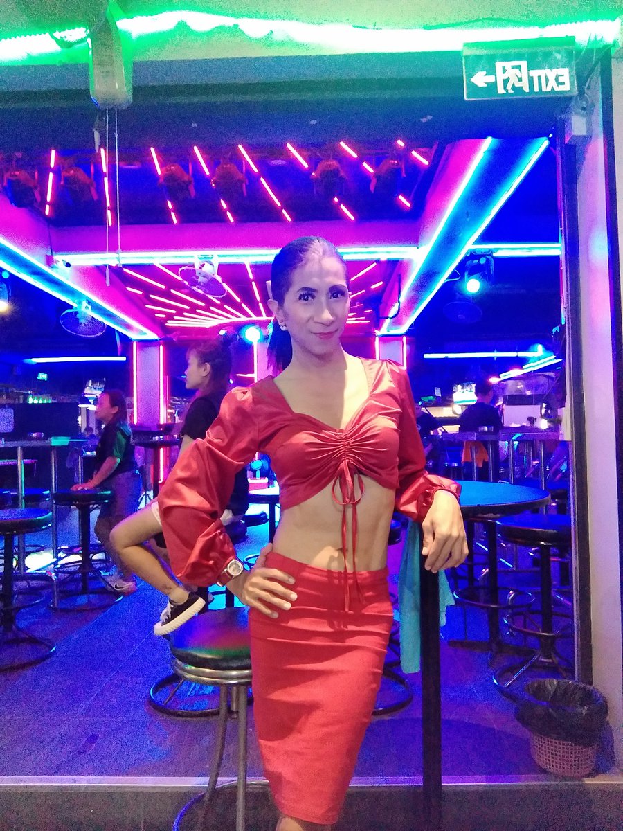 momencolourgray's tweet photo. #Welcome to Thailand!!! Welcome to Pattaya  Welcome to Climax Bar Soi LK metro buakhao 🙏🍺💸🍻💵💃⛱️🌅🤟👌 https://t.co/b5d2nEjHTT