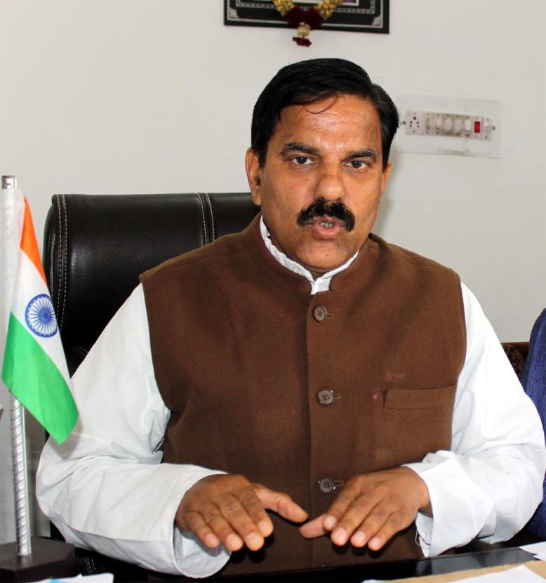 RisingKashmir's tweet photo. #HarshDev says #SC to #hear his #petition on #assemblyelections in #JK on #July6 

@1HarshDevSingh

https://t.co/gSSU6zbiyW https://t.co/psKYE6WAS1