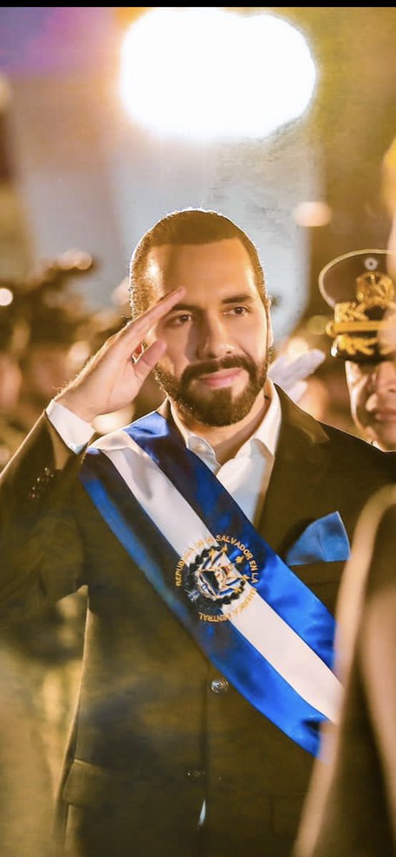 DANTE_eloficial's tweet image. Sondeo Tuitero 

Aprueba usted el gobierno de Bukele?

SÍ: 🔄
NO: ♥️