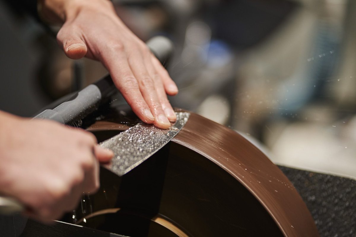 KGDAwards's tweet photo. #KGDAsharing
▼ Inspiration
@TOJIRO_info KNIFE GALLERY TOKYO

TOJIRO #KNIFE GALLERY TOKYO is the store designed by @GATAYOSHI
.
▪️ Source: @art4d
💬 Read more: https://t.co/LJvAKjiJk0
➡️ Follow us: https://t.co/ISAoTckDe1

#KGDA #design #interiordesign #japan #minimalist https://t.co/T2cv8ZRvE8