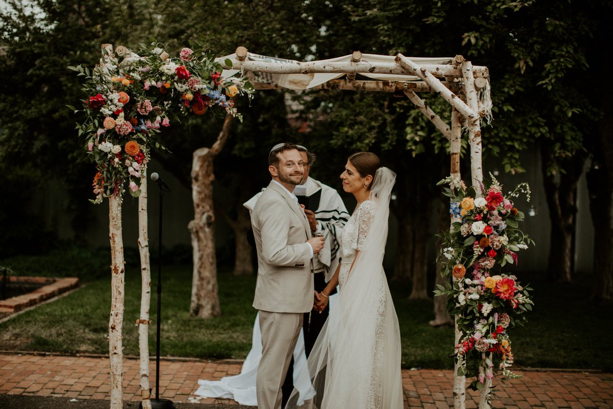 Jso7151's tweet image. One year ago, all my wishes came true. The best part of my life is getting to share it with you ⁦@HanaObgyn⁩  Happy anniversary! I love you