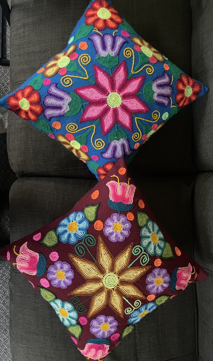 kellydavilav's tweet photo. Embroidery designs on cushion covers from Ayacucho, Peru #mathinme
Diseños en bordados de fundas de cojines desde Ayacucho, Perú #mimatematica
#mathphoto23
#ayacucho https://t.co/ZLhu2evNAl