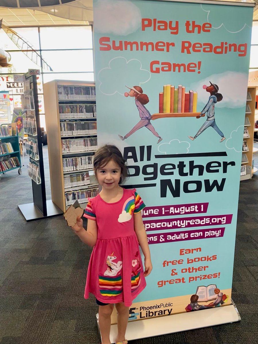 PhxLibrary's tweet image. Congratulations to Joanna @ #DesertSageLibrary!☀️❤️📚 She won The Little Things Squad Pen Pal Kit from the #SummerReadingGame drawing! She is looking forward to mailing something special to her friend. Keep reading &amp;amp; enter drawings at your local library! bit.ly/3PdM6rI
