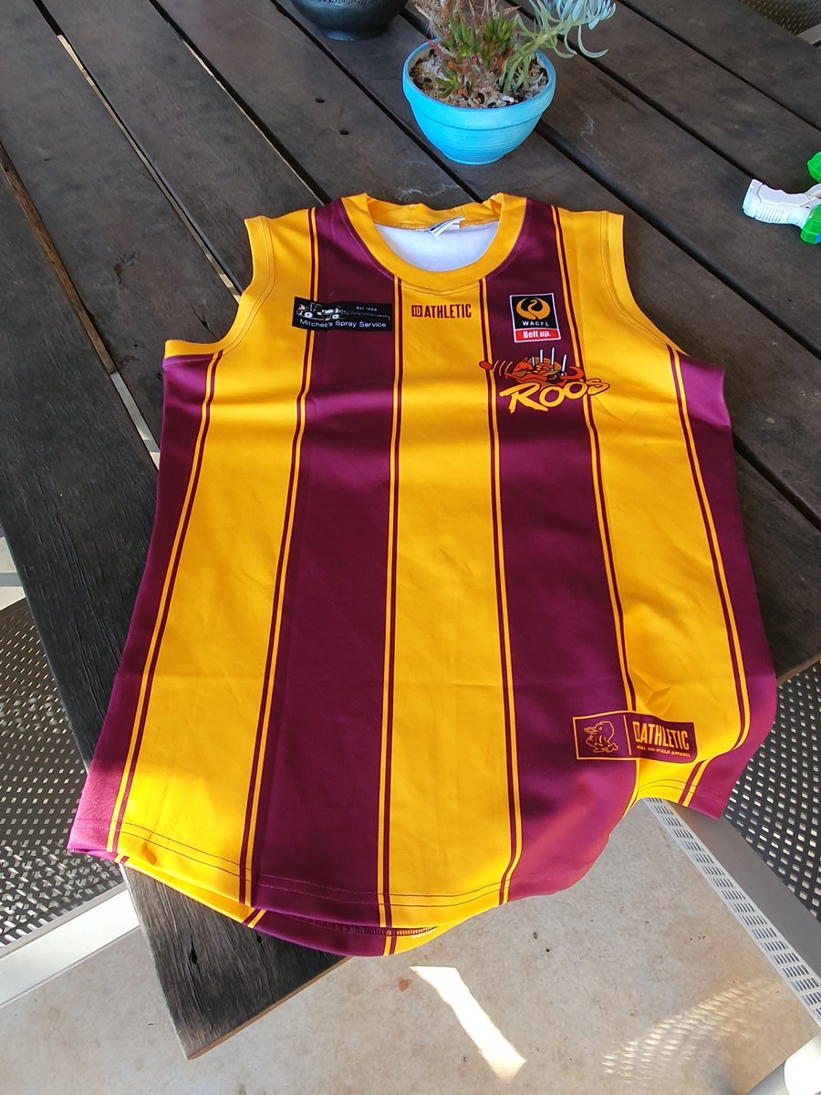 Well nothing but praise and admiration for <a href="/jakefromcoorow/">Jake Comley</a> and the Coorow Latham footy and hockey clubs for bringing sport back to Watheroo last weekend
Sensational day that was really well supported
Jumper auction after the game was a huge success and was great to be a part of