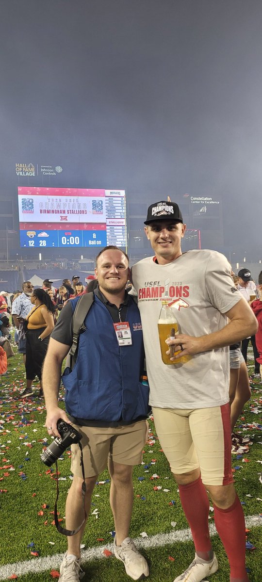 AceUFM's tweet image. Easily my favorite Stallions player! @Brandon_Aubrey is such a great dude, his wife was nice enough to take this pic of us at the championship, kick ass in the NFL man! #USFL #USFLtoNFL #USFLNetwork