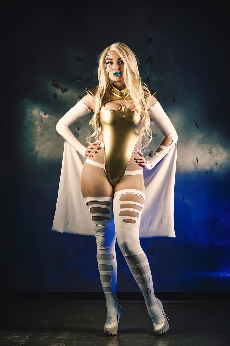 I refuse to feel the flames 🔥 
Photo taken by <a href="/courtexstudios/">Xander D</a> 
.
.
#emmafrost #emmafrostcosplay #xmen #xmencosplay #polyxenacosplay #marvel #marvelcomics #marvelcosplay #cosplay #cosplaygirl #cosplaymodel