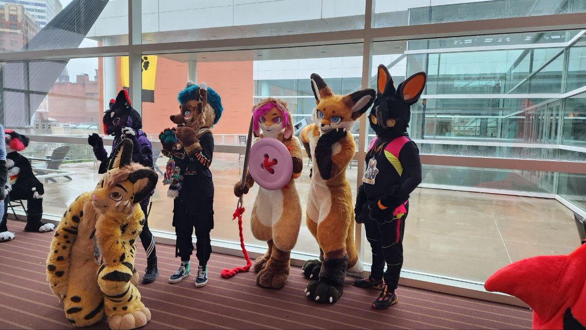 Balladaheart's tweet image. Here some photos I got from the Kemono Fursuit meet. #anth