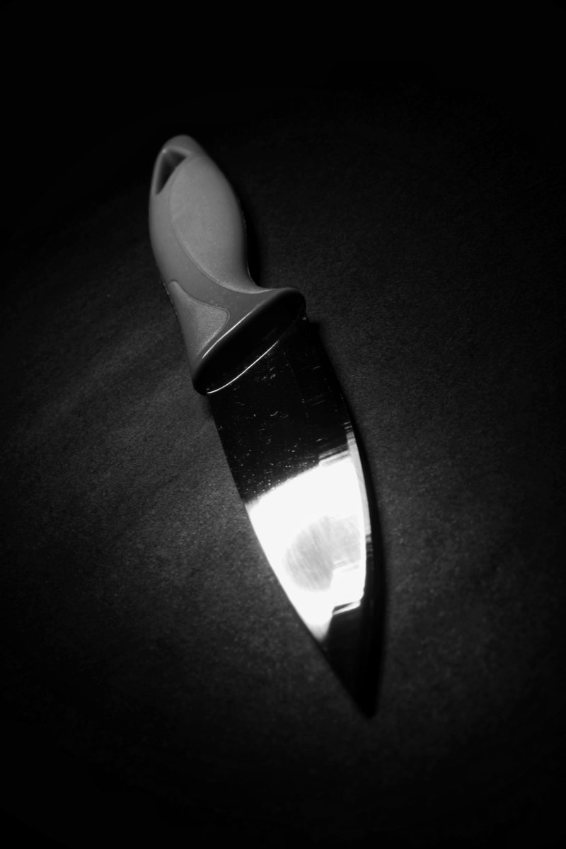 Pisau
.
#photo #photography #foto #fotografi #fotografiindonesia #fyp #shotbycanon #Canon600D #yukmotret #blackandwhitephotography #blackandwhite #knife #grayscalephotography #snapseed