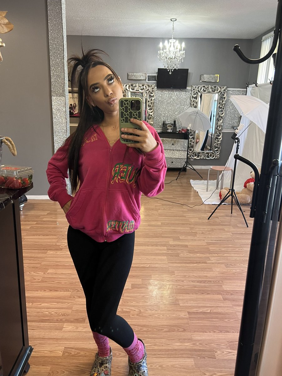 miss wackudown🤓 tweet media