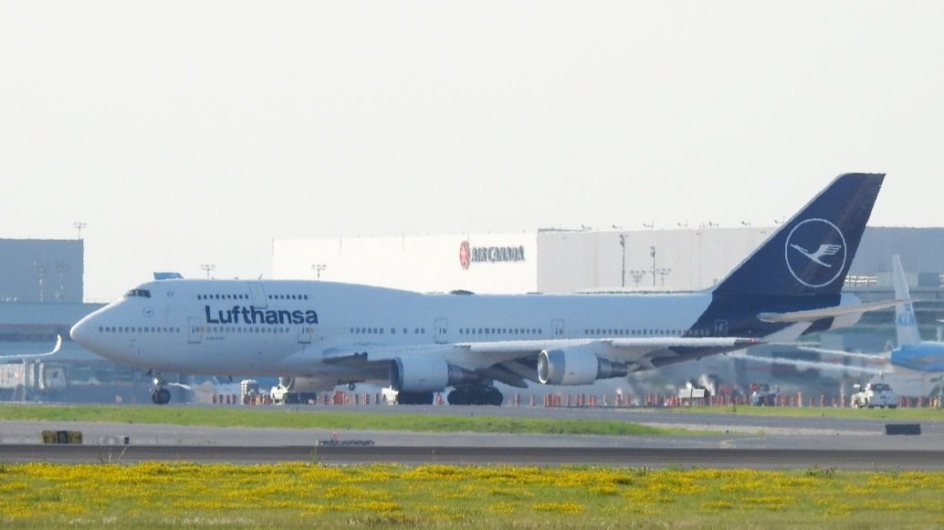 veryboeing's tweet photo. Lufthansa #B747 -430 #DABVM at CYYZ https://t.co/HHt0foC3lv
