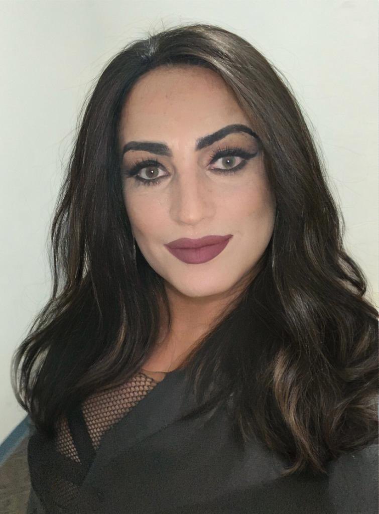 MercedesmayaS's tweet photo. Jamás salgo sin maquillarme, es una práctica que toma tiempo, pero me encanta, y me hace sentir femenina, algunos amigos dicen que uso demasiado maquillaje, que opinan? el resultado vale la pena? 

#transgenero #trans #putademacho #shemale #transcdmx #pasiva #sumisa #sexy #sissy https://t.co/CNo7lgUF9O