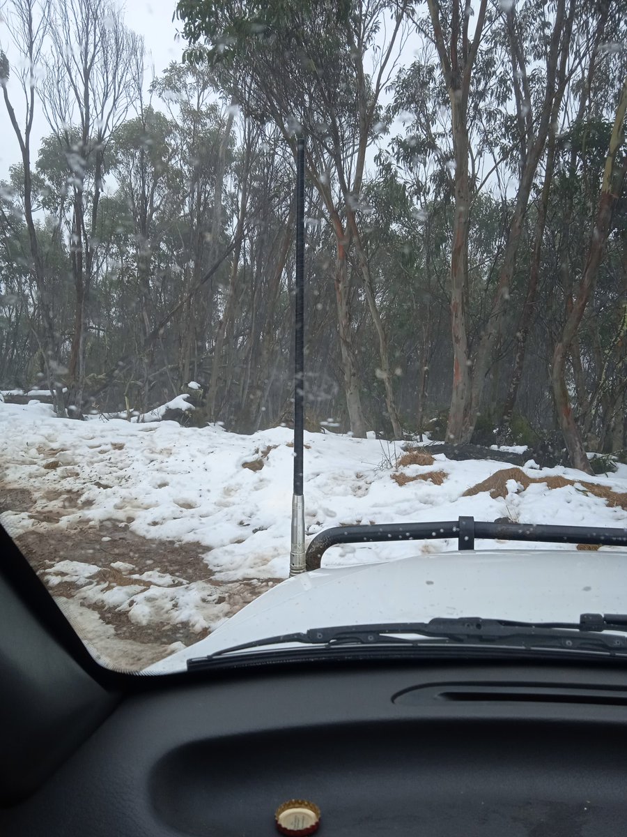 drydenadrian1's tweet photo. Day trip to the snow https://t.co/BUYof4WR5t