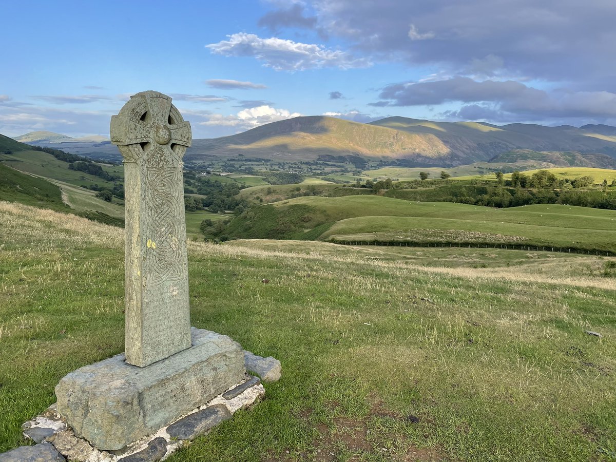 fonz599's tweet photo. Blowing the cobwebs away yesterday evening. #LonscalePike #Birketts #LakeDistrict #GetOutside @lakedistrictnpa @LakesCumbria @Cumbria_Lakes @NotJustLakes @WalksBritain @walkhighlands @cumbriatourism @ShowcaseCumbria @WalkingAwayUK @WalkLakes @BMC_Walk https://t.co/zSzsc2WgMc