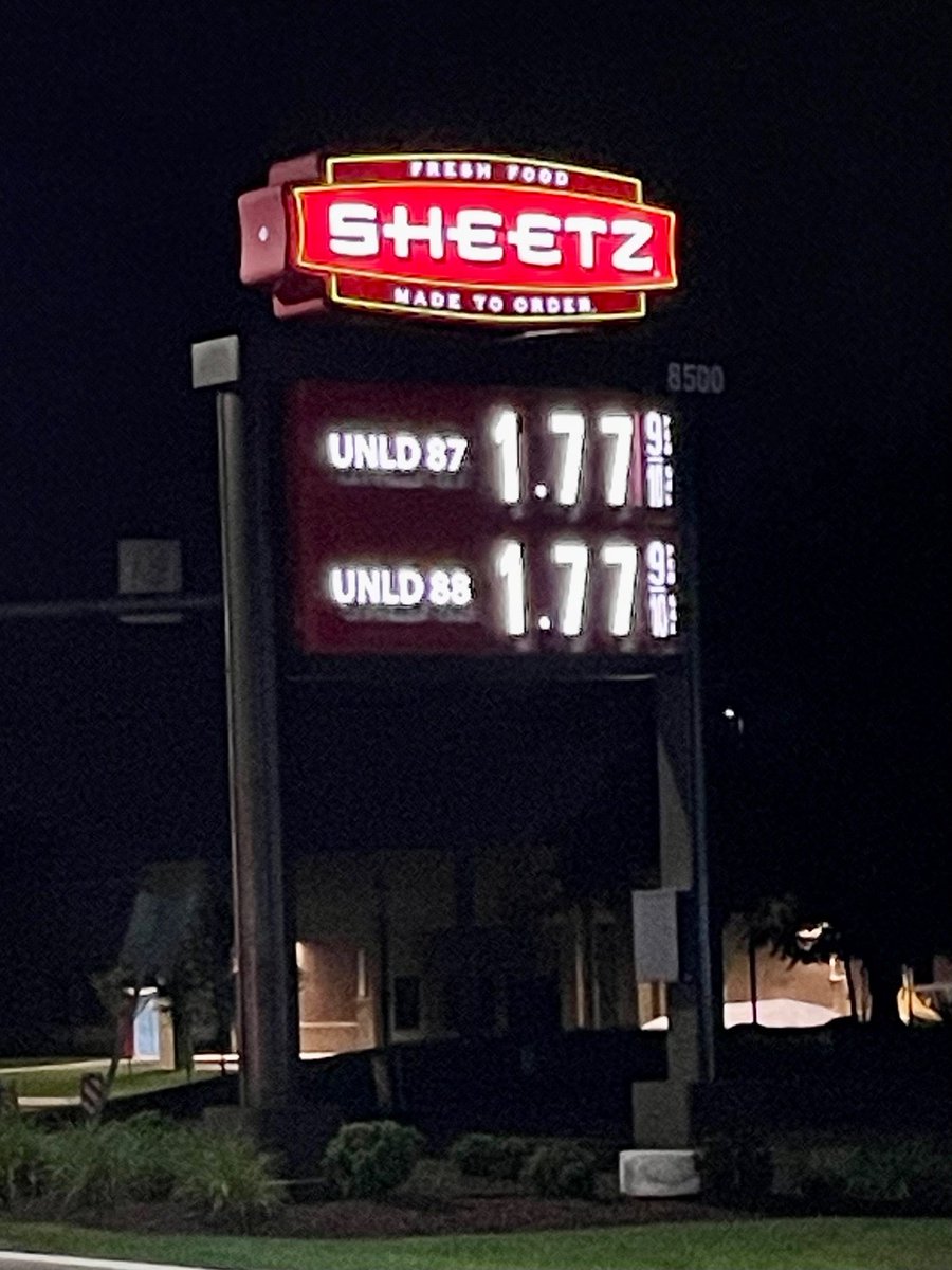 MortyJ's tweet photo. Fourth of July special any unleaded gas for $1.77. Thank you Sheetz (at @Sheetz in Pittsburgh, PA) https://t.co/C8W4YiDvV2 https://t.co/1dWmRMcFui