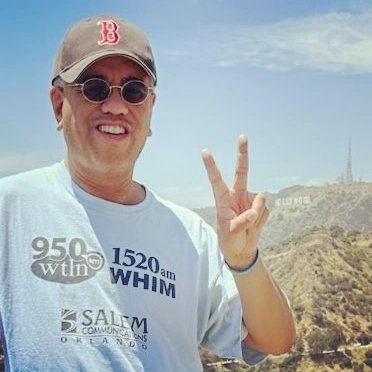 JeffSenas's tweet photo. Finally, I've made it 2 the World Famous #Hollywood sign😎 
#goingback2cali 🌴 https://t.co/M3nr2Dg1kk