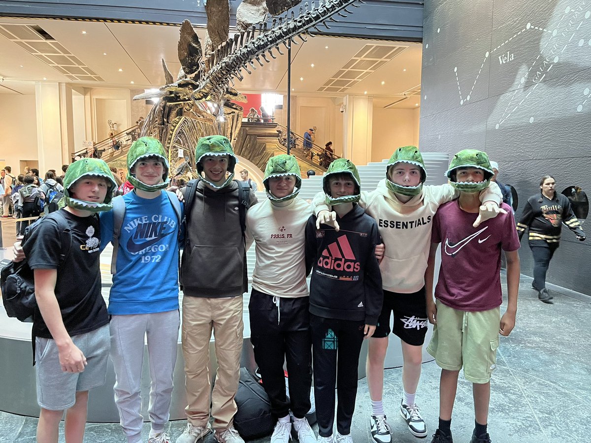 Day 2 Year 9 activity day - first stop for group 2 natural history museum 🦖🦕