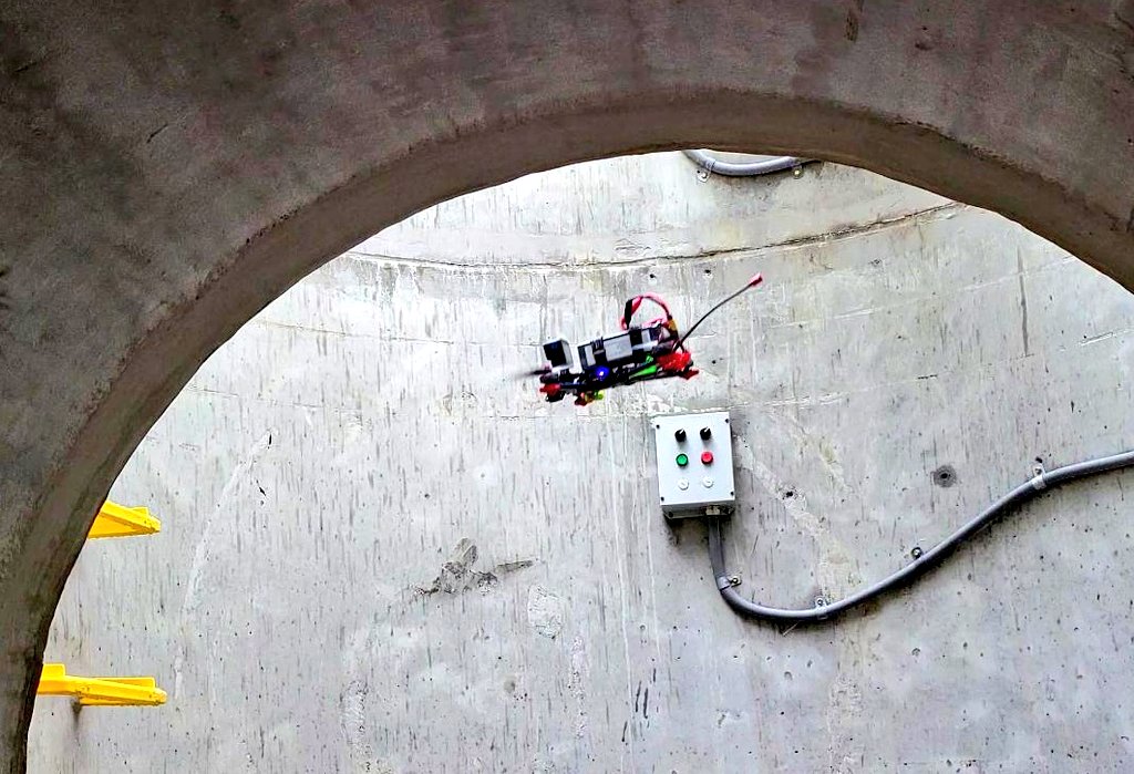 AUADRT's tweet image. Can you guess where @AustralianArmy #DroneRacing Team pilots @HueyFPV and #MacDaddy are this week?
#SendIt!
@ChiefAusArmy @FORCOMDAusArmy