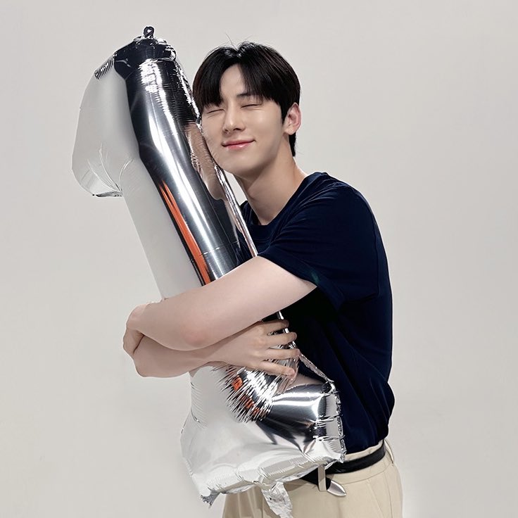 hmhishmh950809's tweet photo. 귀엽다고!!!!!!!!!! 🥹🧡🧡🧡
바보야 사랑해 🥰 바보바보바보😘🧡🧡 https://t.co/PZaIrnRWmM
