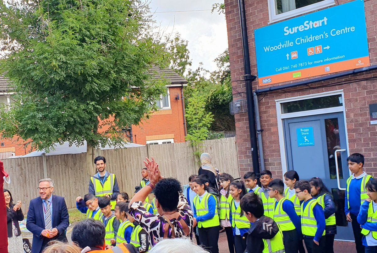 PPRmcrEarlyHelp's tweet photo. #FamilyHub Officially open at Woodville SureStart Manchester
#EarlyHelp
#FamilyHub
#PromotingPositiveRelationships
#DWP #ReducingParentalConflict https://t.co/5FcsWn8l87