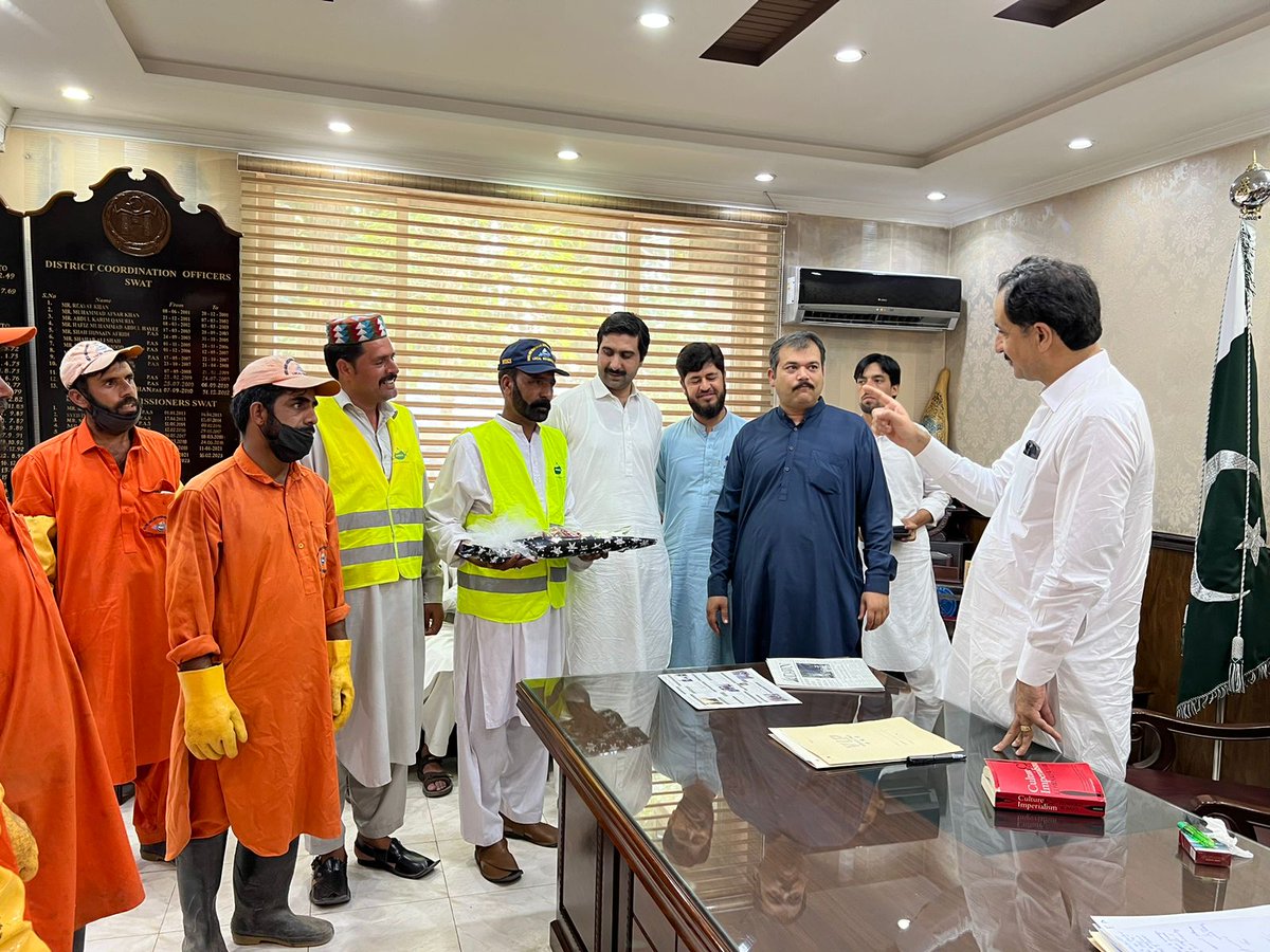 SwatWssc's tweet photo. Special appreciation to WSSC SWAT By DC Swat Sohail Khan for best performance during 3 days of Eid Ul Azha.
@infokpgovt
@KPCIP1
@WorldBankWater
@LGKPGovt
@PMRUKP
@TheKPUpdates
#KPKUpdates
#CleanGreenPakistan
#WSSCSWAT
#eidulazha2023 https://t.co/rV3JVDQoVJ