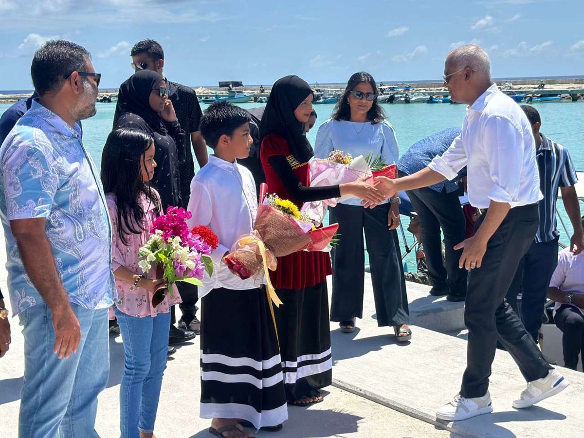 RiseMaldive's tweet photo. ﷲ ގެ އިރާދަފުޅާއެކު އޮގަސްޓް މަހުގައި ބާއްވާ ރިޔާސީ އިންތިހާބު އަޅުގަނޑުމެން އެއްބުރުން  ކާމިޔާބު ކުރާނެ. ރައީސް އިބްރާހީމް މުޙައްމަދު ޞޯލިޙް. 
#Heyoverikan 
#MDPKuriah 
#Ibu2023 https://t.co/iRKsDX5PJk