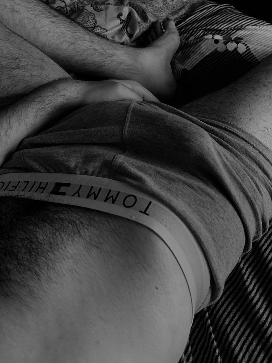 nonames_craft's tweet photo. 1 or 2?)

#nudes #nudeseveryday #nudseveryday #sexyday https://t.co/SMGsyNCVYm