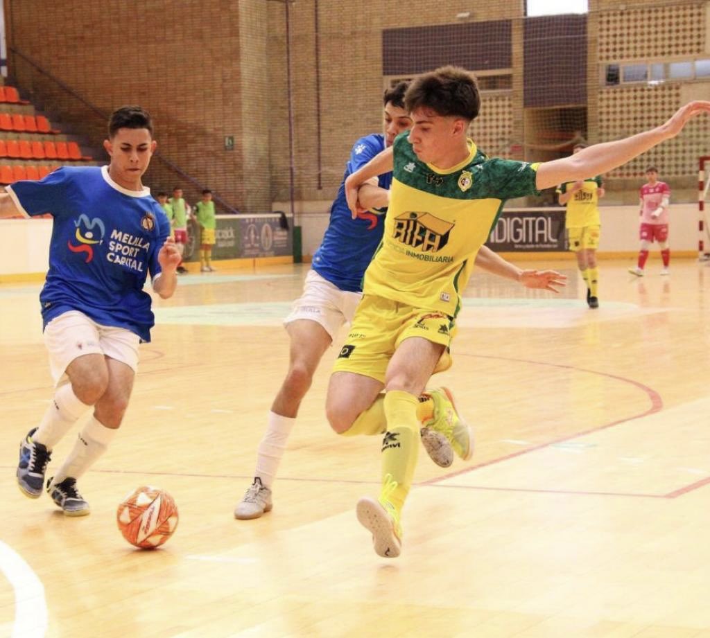 🏥 En los próximos días, Diego Parra, jugador del Juvenil División de Honor <a href="/JaenFS/">Jaén Paraíso Interior FS</a>, pasará por quirófano para ser intervenido del ligamento cruzado de su rodilla

⏳ ¡Comienza la cuenta atrás para volver a las pistas!

💪🏼 ¡Vamos, Diego!

#SomosJaén💛#FuturoAmarillo