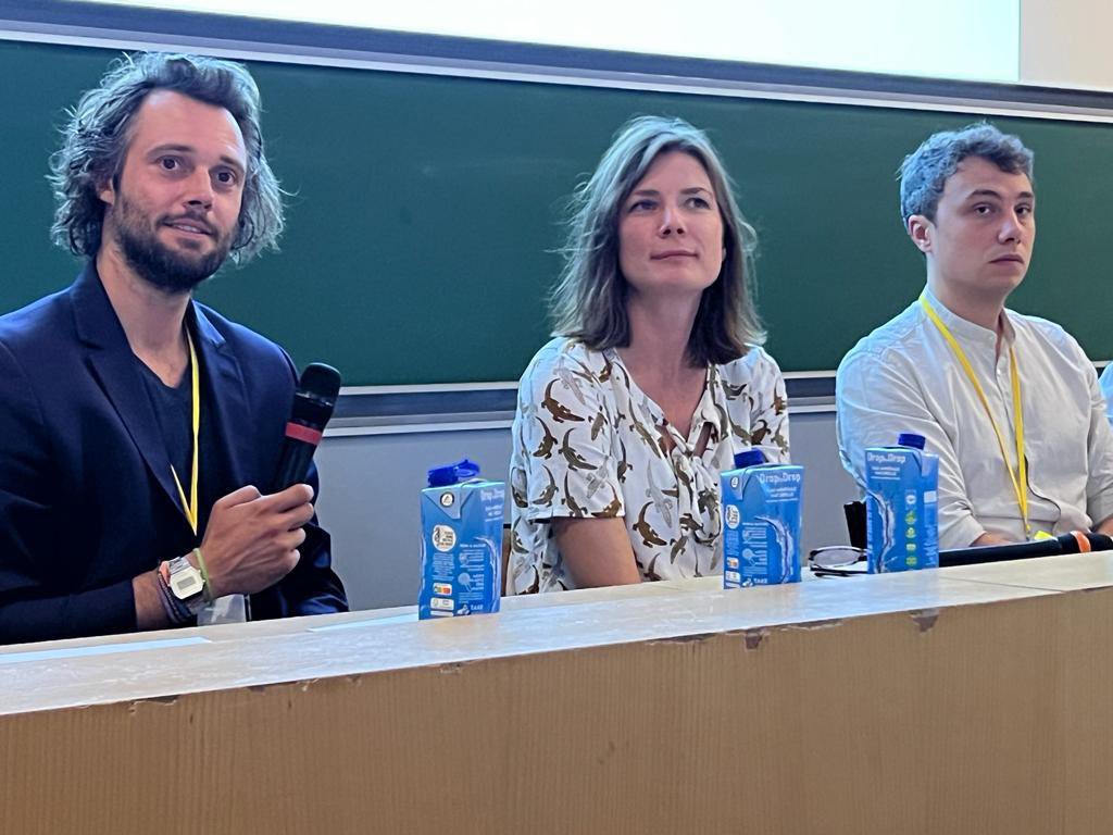CecilieKoefoed's tweet photo. Merci à tous pour ces échanges lors de la table ronde « Réinventer le lien avec les publics et conquérir de nouveaux publics » au forum #EntreprendreCulture du @MinistereCC. Rendez-vous cet automne avec @armadanftlabs pour découvrir les projets Web3 du @domainechambord https://t.co/jAdpNjFXDv