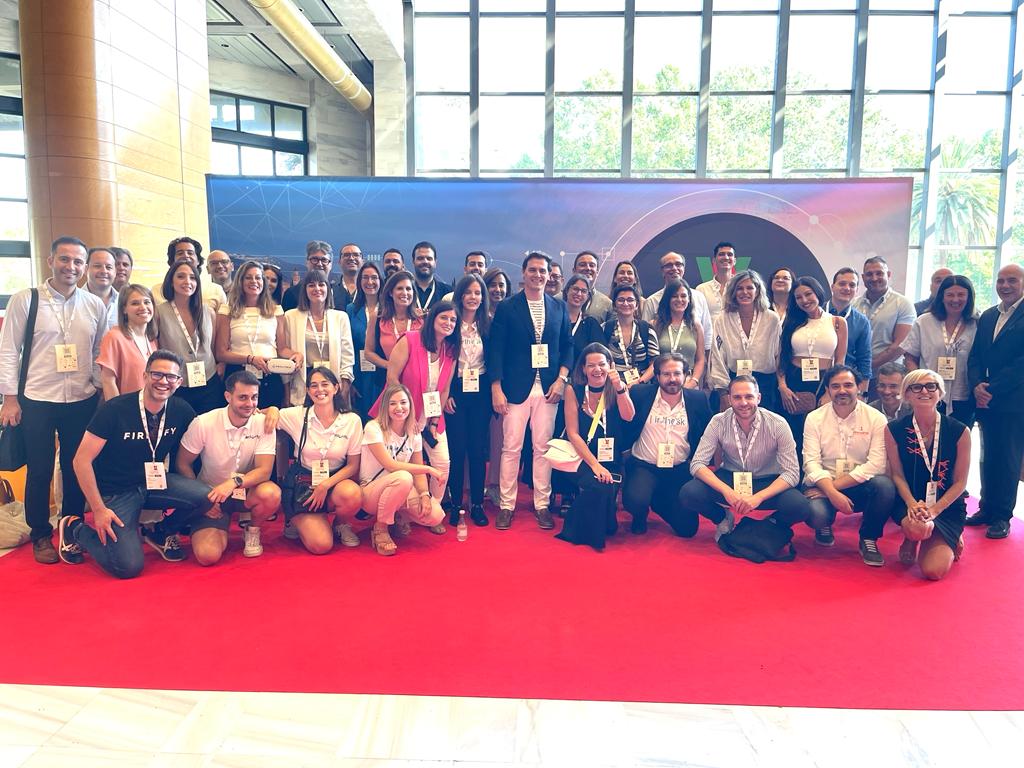 aemprende's tweet photo. #AlhambraVenture #alhambraventure23

🙌 #Empresas apoyadas por #EquipoEmprende estarán hasta mañana en #AlhambraVenture. 

😉Una oportunidad  para darse a conocer pitchear y y captar la inversión que necesitan. 🚀
 
#EmprendeAND 

@AlhambraVenture @UniversidadAnd @mindsetneuroedu https://t.co/vOiWC1sjFn