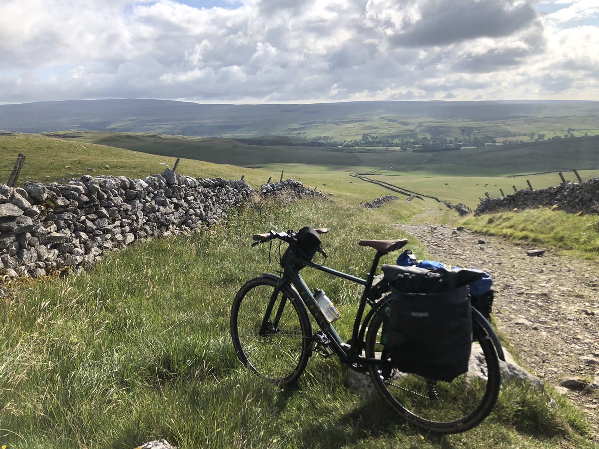 #microadventure to Malham and back the extra scenic route via Kilnsey.  <a href="/RibbleCycles/">RibbleCycles</a> hybrid cruised these bridleways and proved its more than a commuter bike. Although do wish I’d had the mtb for this decent.