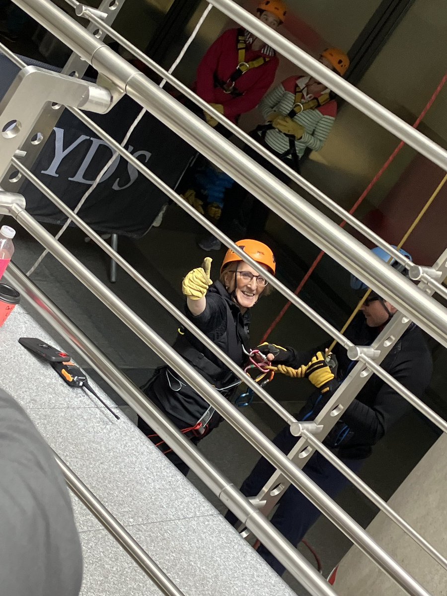 Institute of Couriers (@iocouriers) on Twitter photo IOC Hon fellow, Road Safety guru, <a href="/GowmanAJ/">Alison Jane Gowman</a> Alderman Alison Gowman lands safely from City of London rope flight down iconic Lloyds building in aid of Lord Mayors charity. Bravo ! #expressdelivery IOC Hon fellow, Road Safety guru, <a href="/GowmanAJ/">Alison Jane Gowman</a> Alderman Alison Gowman lands safely from City of London rope flight down iconic Lloyds building in aid of Lord Mayors charity. Bravo ! #expressdelivery