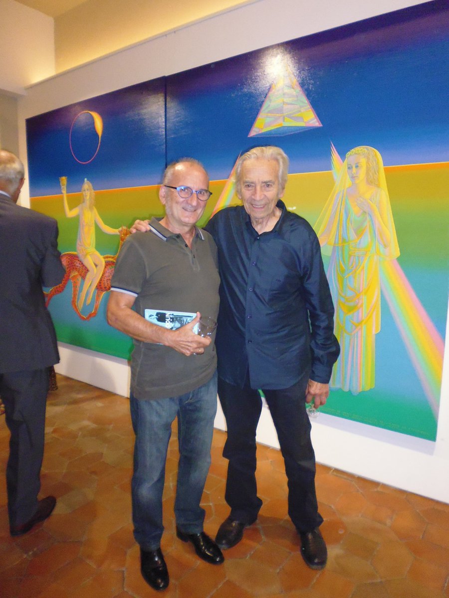 VBauzaVicens's tweet photo. ¡¡¡ Feliz cumpleaños papi !!! 🥰... en la foto con su amigo el fotógrafo #PedroGimenez frente a un cuadro de #MargaretModlin en @malvingallery @LOSMODLIN #cumpleaños #4dejulio #4thofJuly #JulioBauzá #DiariodeIbiza https://t.co/sdulPXyQ5p
