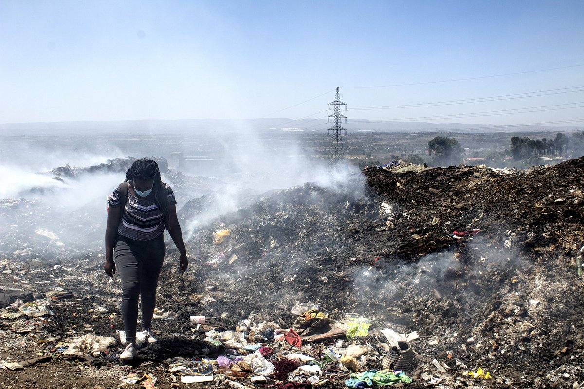 Open burning of waste causes significant air pollution which impacts human health and contributes to changing climates. These impacts are not always local, but can be far reaching. Methane and black carbon released through open burning of waste are short-lived climate pollutants