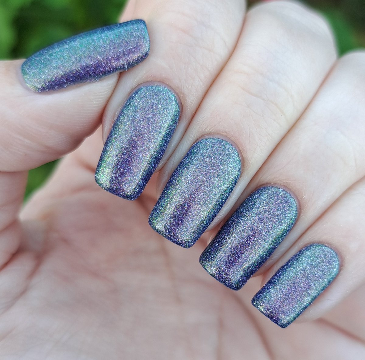 givemesparkles's tweet photo. This week's polish: 'Novel Idea' from @kbshimmer is a deep grape purple glitter polish that shows off shimmers of rose-gold-green-aqua and is jam-packed with reflective/flash reactive glitters that sparkle in the light. 💜💙💚🩷✨️💅 #kbshimmer #indienailpolish #givemesparkles https://t.co/GCP4V9dMeA