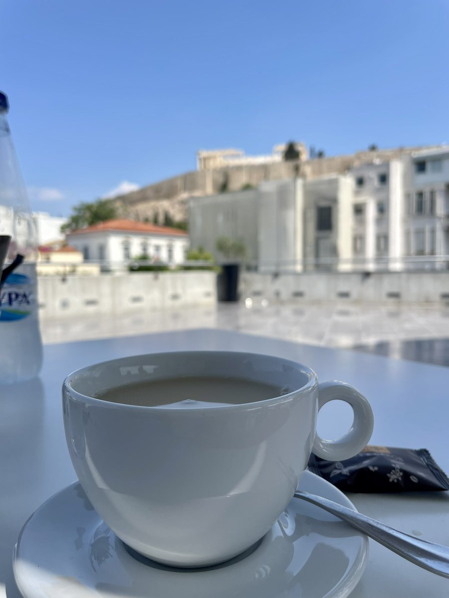 moorehmm's tweet photo. Lunch with a view of the Acropolis! So glad we hiked up there first thing! So beautiful &amp; so hot! ❤️🇬🇷 https://t.co/a9BhTttYts