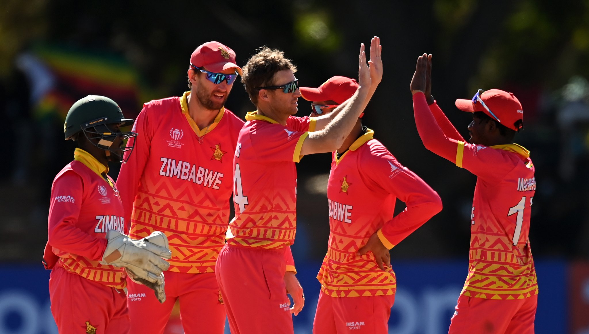 icc-cricket-world-cup-on-twitter-zimbabwe-restrict-scotland-to-234