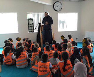 Children in Year 1 loved their visit to Aspley Mosque yesterday. They asked some great questions!