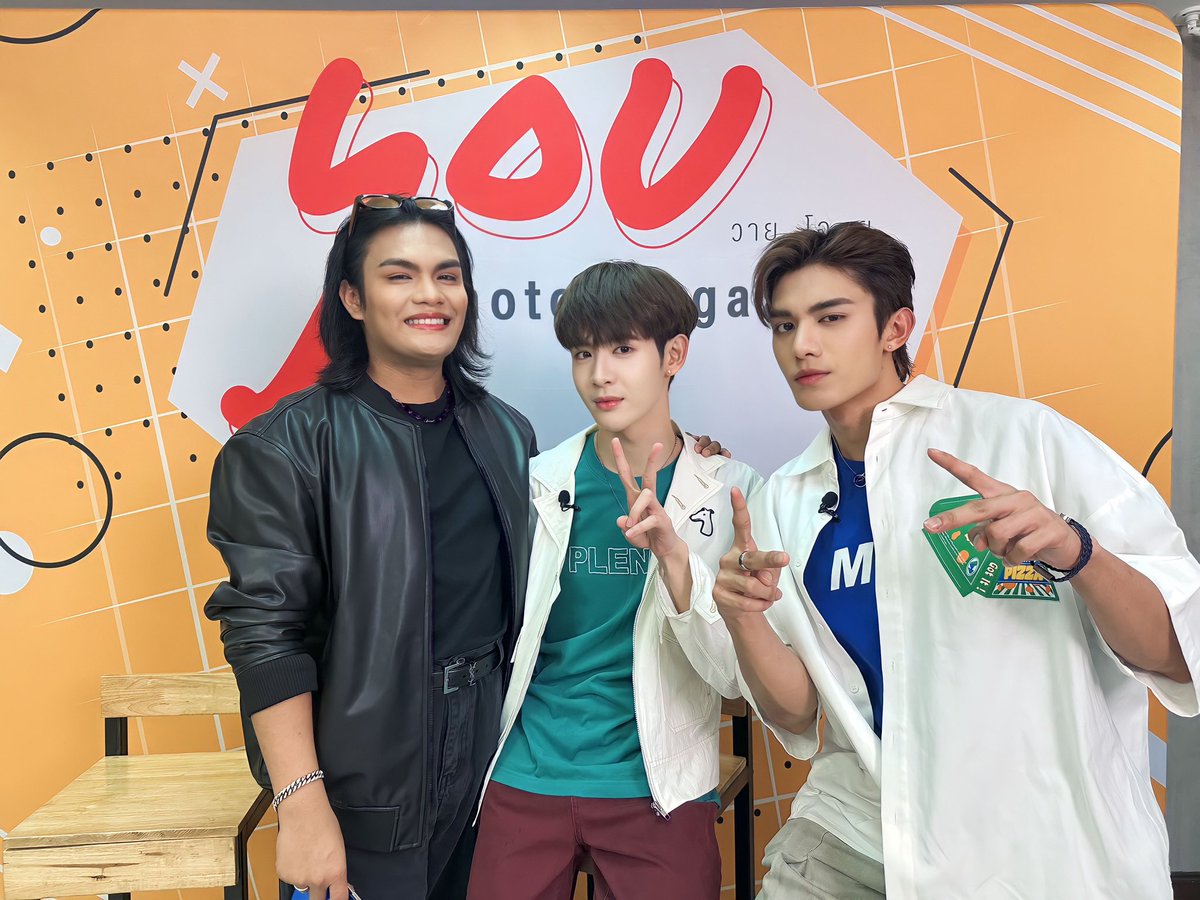 netjames_hkfc's tweet photo. 📅 04.07.2023
📸 youofficial2023 IG update
Done with #YOUMagazineLiveNetJames
Thank you NetJames for coming to Live with Y O U Photo Magazine and thank you to all fans for supporting brothers and Y O U too
#netsiraphop #JamesSu #NetJames #เน็ตเจมส์
#YOUxNetJames https://t.co/bEUJIK6Akc