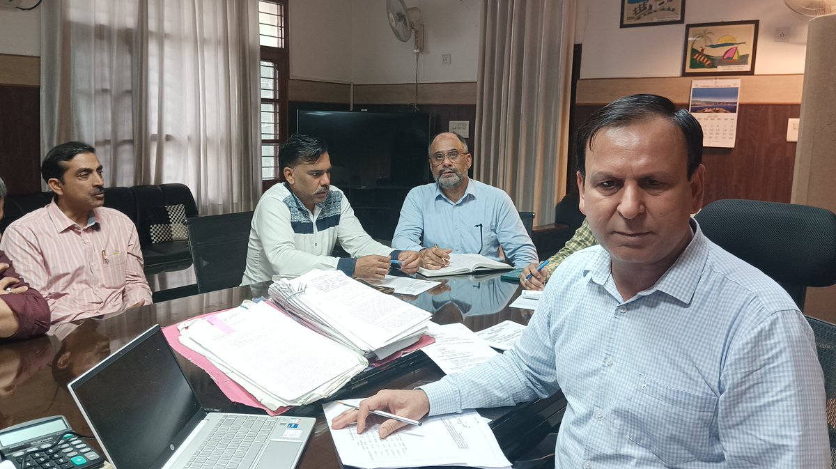 directorskilljk's tweet photo. Today on 04.07.2023 Director Skill Development J&amp;K chaired a meeting to review the status of infrastructure created as well as introductioh of couses in Hospitality sector in ITIs. https://t.co/491KHk2Vn7