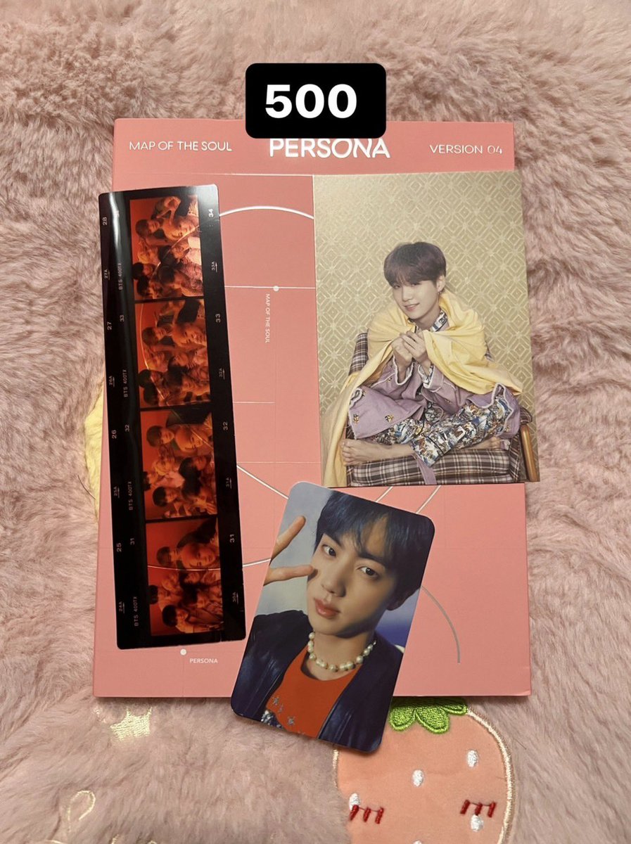 พร้อมส่ง 💜
MAP OF THE SOUL : PERSONA V4
500 บาท  (ไม่รวมส่ง) 
สนใจ dm มาได้ค่า
#ตลาดนัดบังทัน #ตลาดนัดรถไฟบังทัน #การ์ดบังทัน