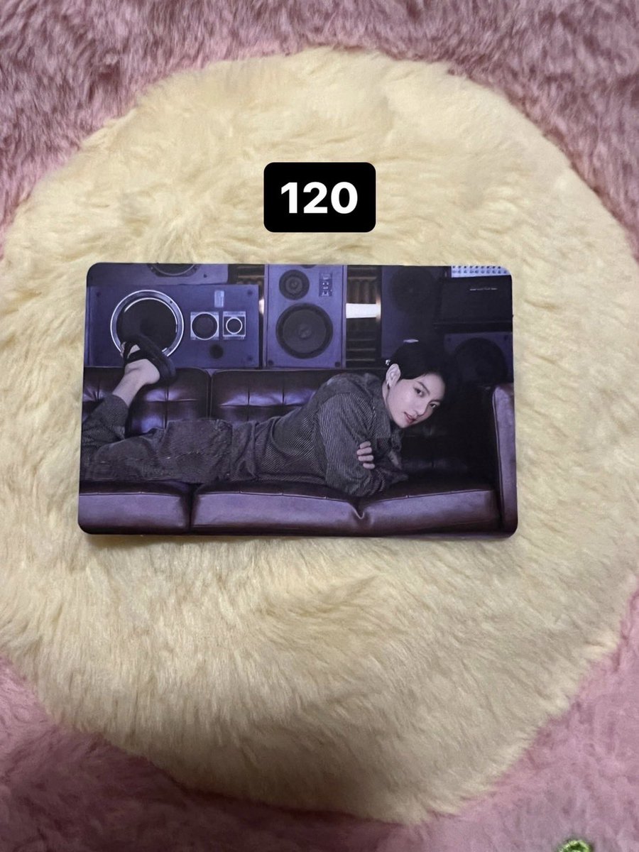 พร้อมส่ง 💜
BE โฟโต้การ์ด Jungkook
120 บาท  (ไม่รวมส่ง) 
สนใจ dm มาได้ค่า
#ตลาดนัดบังทัน #ตลาดนัดรถไฟบังทัน #การ์ดบังทัน